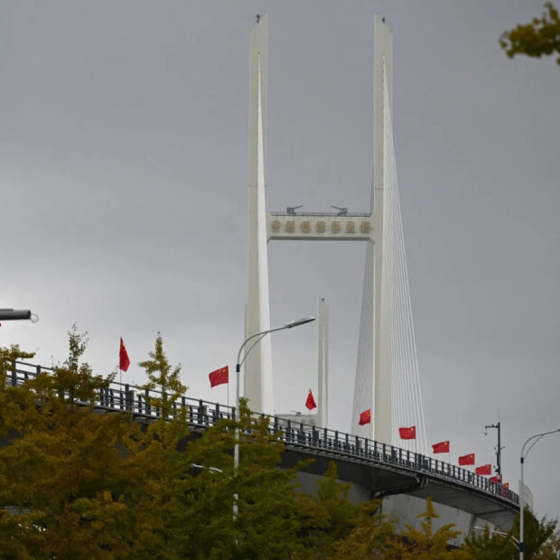 china e coreia do norte ponte entre paises