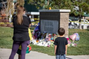 etats unis : un tireur fait "plusieurs victimes" dans une école primaire de l'oregon (police)