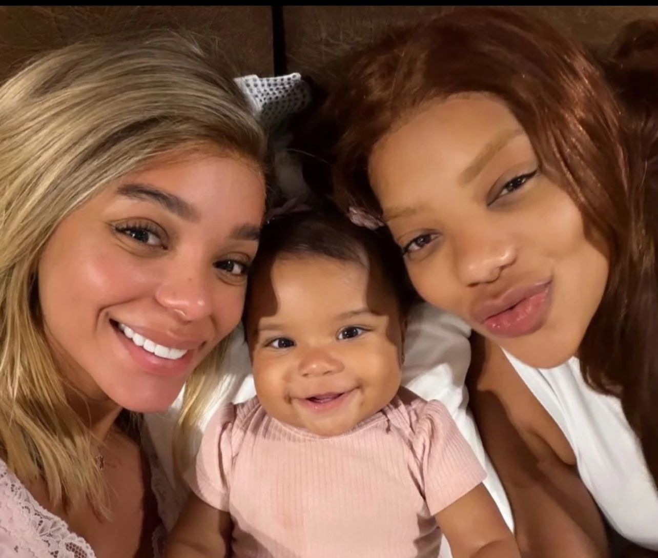 Brunna Gonçalves relatou dificuldades na alimentação da filha Zuri, fruto de seu relacionamento com Ludmilla, durante o nascimento dos dentes.