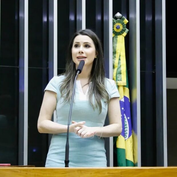 carol de toni