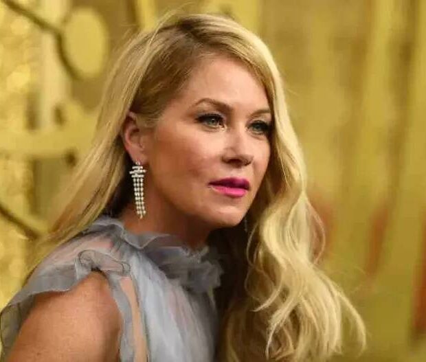 a atriz christina applegate 1 25311