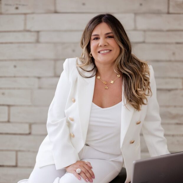 Carol Kaderli, da CMK Business Advisory, analisa a crise na Oncoclínicas e explica por que faturamento alto não salva operações de saúde sem governança.