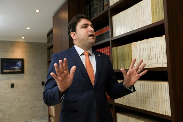 Willer Tomaz foi citado por Richarlison em questionamentos sobre a regularização e a posse da propriedade.