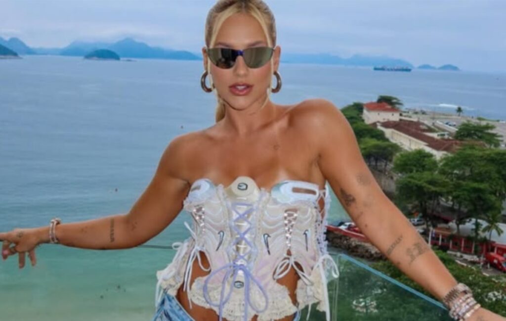 O corset de chuteiras: a Nike entrou em campo e a moda pediu substituição