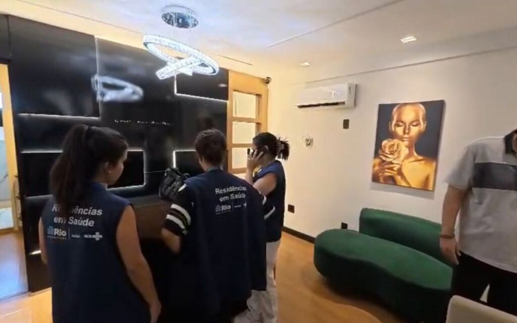 Clínica de estética e bronzeamento ligada a Rayane Figliuzzi foi interditada em operação no Rio.
