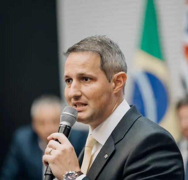 guilherme derrite