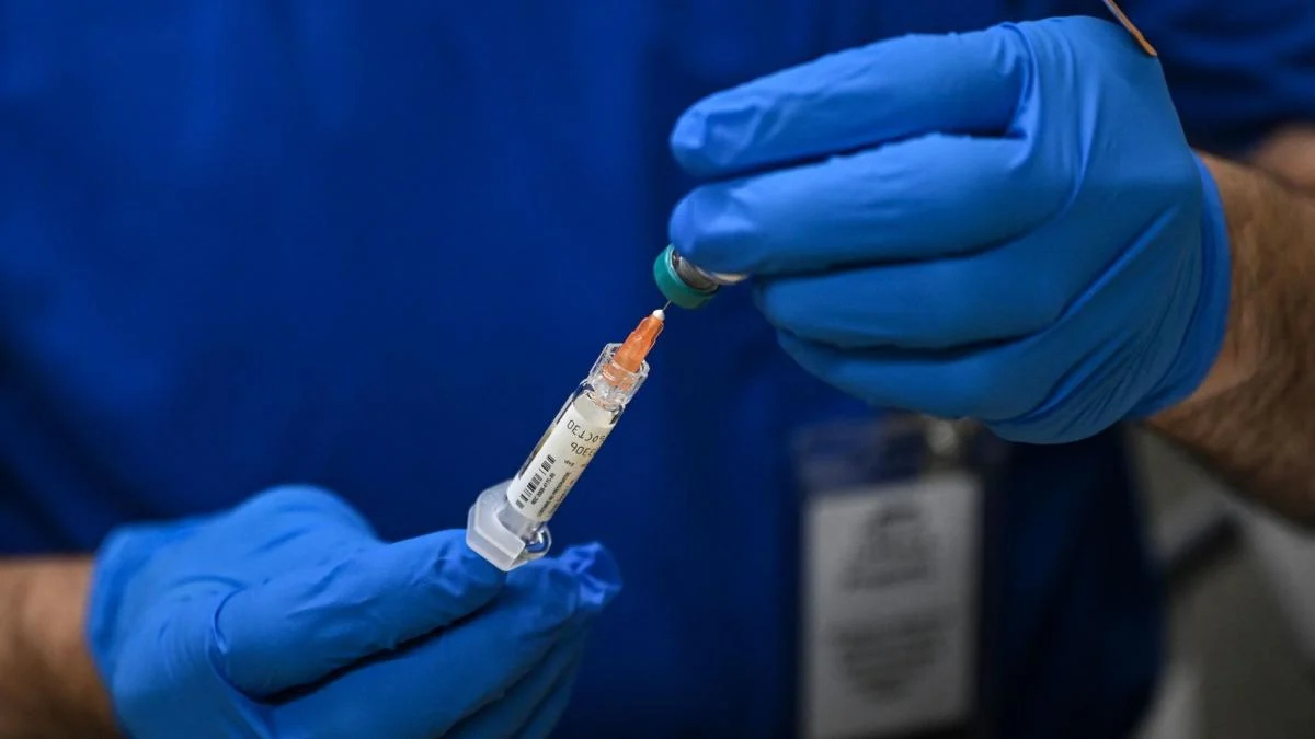 Como funciona a vacina contra o câncer que reduz risco de recidiva ou morte por melanoma