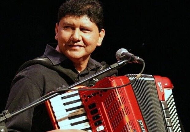 Oswaldinho do Acordeon morreu aos 72 anos, deixando um legado de mais de seis décadas na música brasileira.