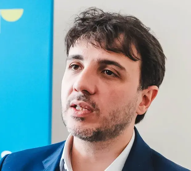 Renan Santos, líder do Missão, criticou a postura da família Bolsonaro após o resultado da eleição presidencial.
