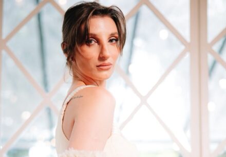 Gabie Fernandes se casou com Gabriel Vaccaro usando um vestido de Gloria Coelho encontrado em um brechó - Lali Moss
