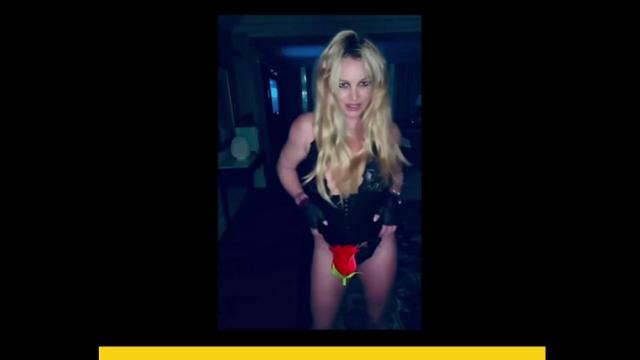 Britney disse que se sente “confusa” ao dançar ao som das próprias músicas