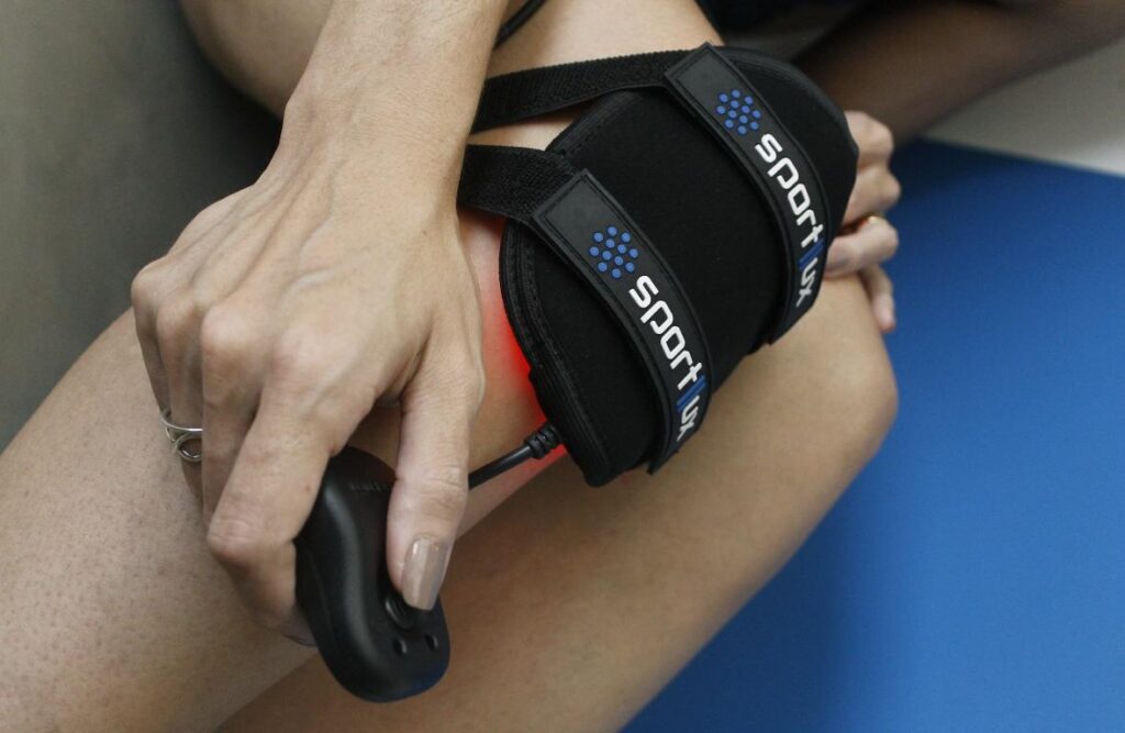 Estudo brasileiro publicado em Cadernos de Saúde Pública identificou sinais de sarcopenia provável em 40,1% dos participantes avaliados, segundo critérios mais sensíveis.