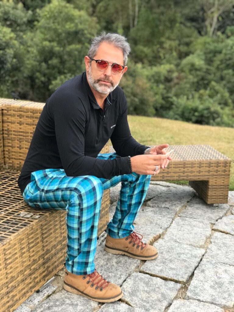 À frente do Grupo ALPHAZ, Luigi Scianni Romano aposta em materiais sustentáveis e soluções tecnológicas para transformar os modelos tradicionais de habitação.