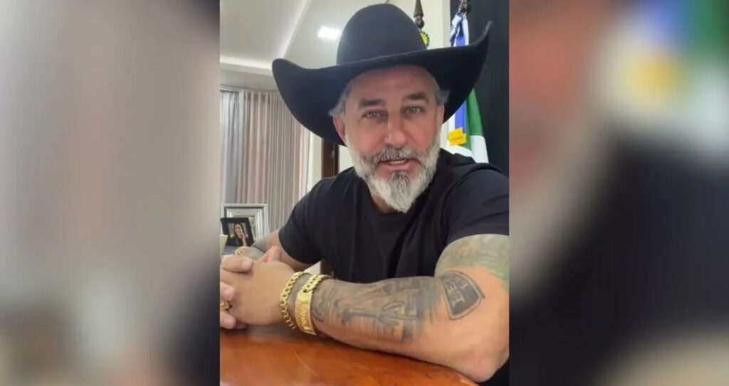 Prefeito afirmou que respeita a posição petista da jovem, apesar de ser bolsonarista